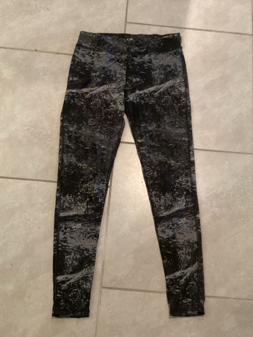 Women’s Black Marble-Print Leggings